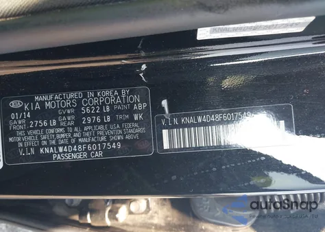 2015 Kia K900 Luxury z USA, uszkodzony, nr VIN KNALW4D48F6017549